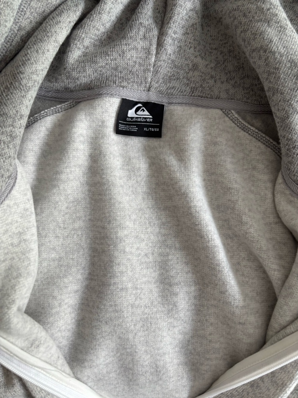 NWOT - Quiksilver 
Men’s  super soft Full-Zip Hooded Sweater / jacket - Picture 5 of 5